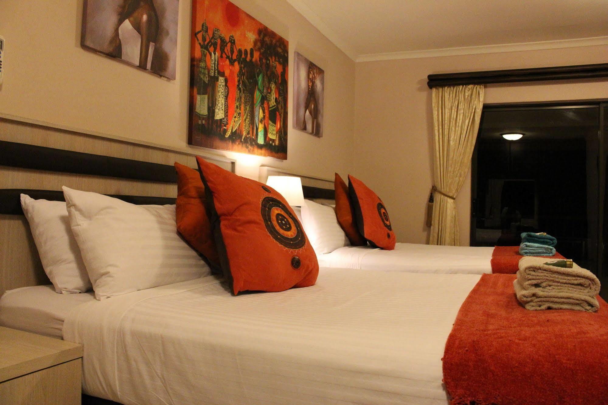 Milkwood Mansion Hotell Umhlanga Rocks Exteriör bild